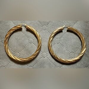 Vintage Gold Toned Hoop Earrings with Latch Back